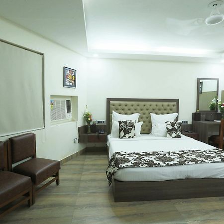 Hotel Metropolitian New Delhi Extérieur photo